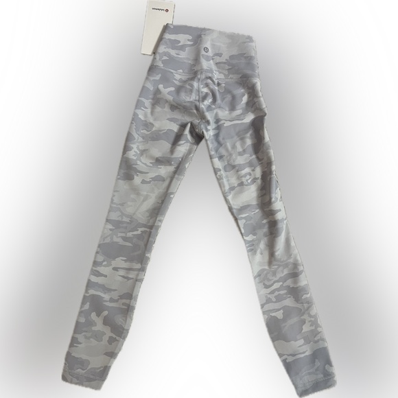 BRAND NEW. Lululemon Wunder Under (High-Rise) 25” tights. Size 0 - Picture 5 of 8